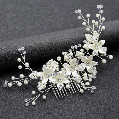 Sweet Silver and Clear Crystal Wedding Bridal Combs - Click Image to Close